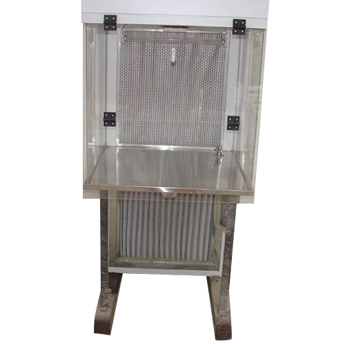 Laminar Airflow Scientific Instrument - Color: Silver