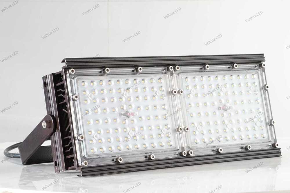 Sensor Light - Features: Good Quality