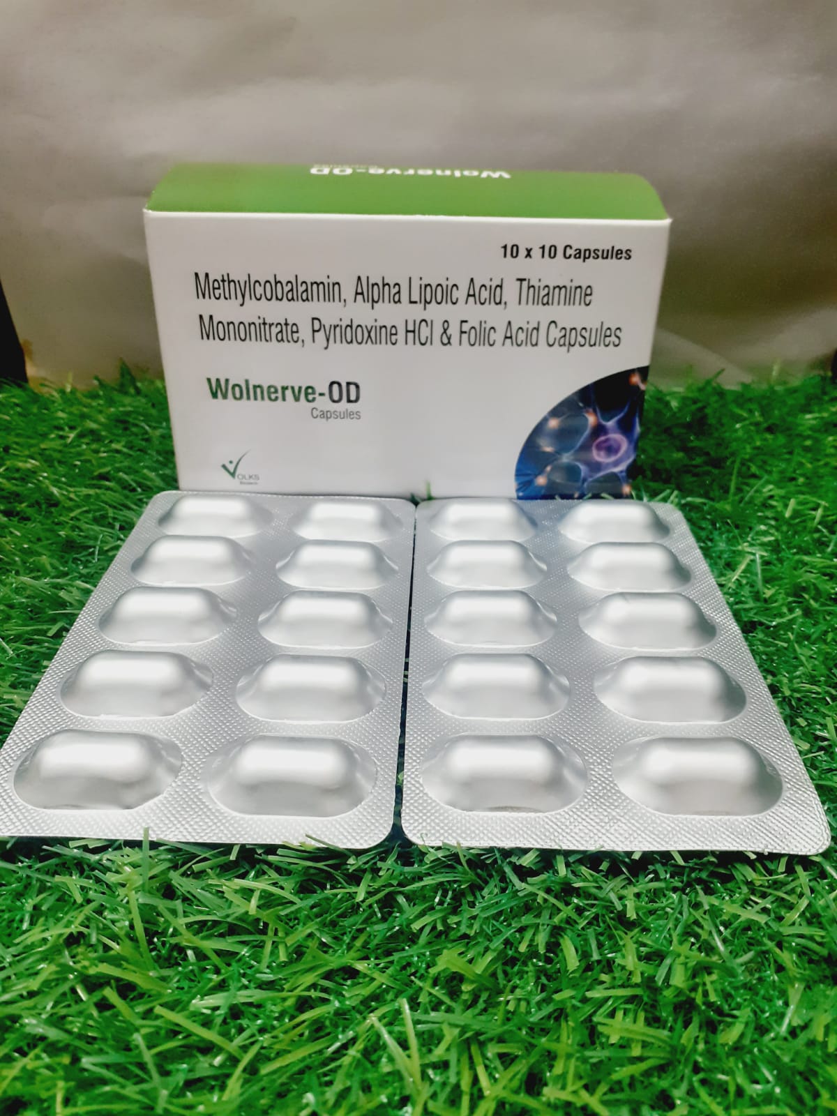 METHYLCOBALAMIN 1500MCG + ALPHA LIPOIC ACID 200MG + THIAMINE MONONITRATE PYRIDOXINE HCI & FOLIC ACID CAPSULES