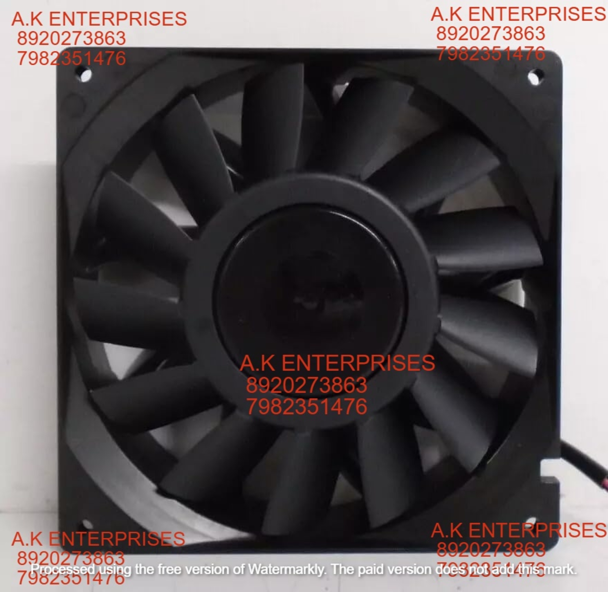  Delta Ffb1424uhe Cpu Cooling Fan 24v Dc 4.02a Air Cooling Fan 140 * 140 * 38mm 3wire