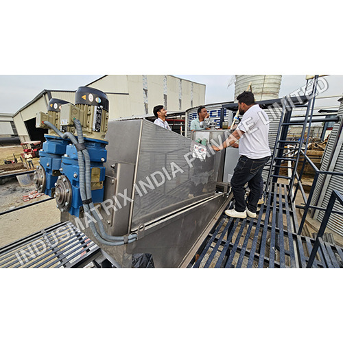 Sludge Dewatering Machine