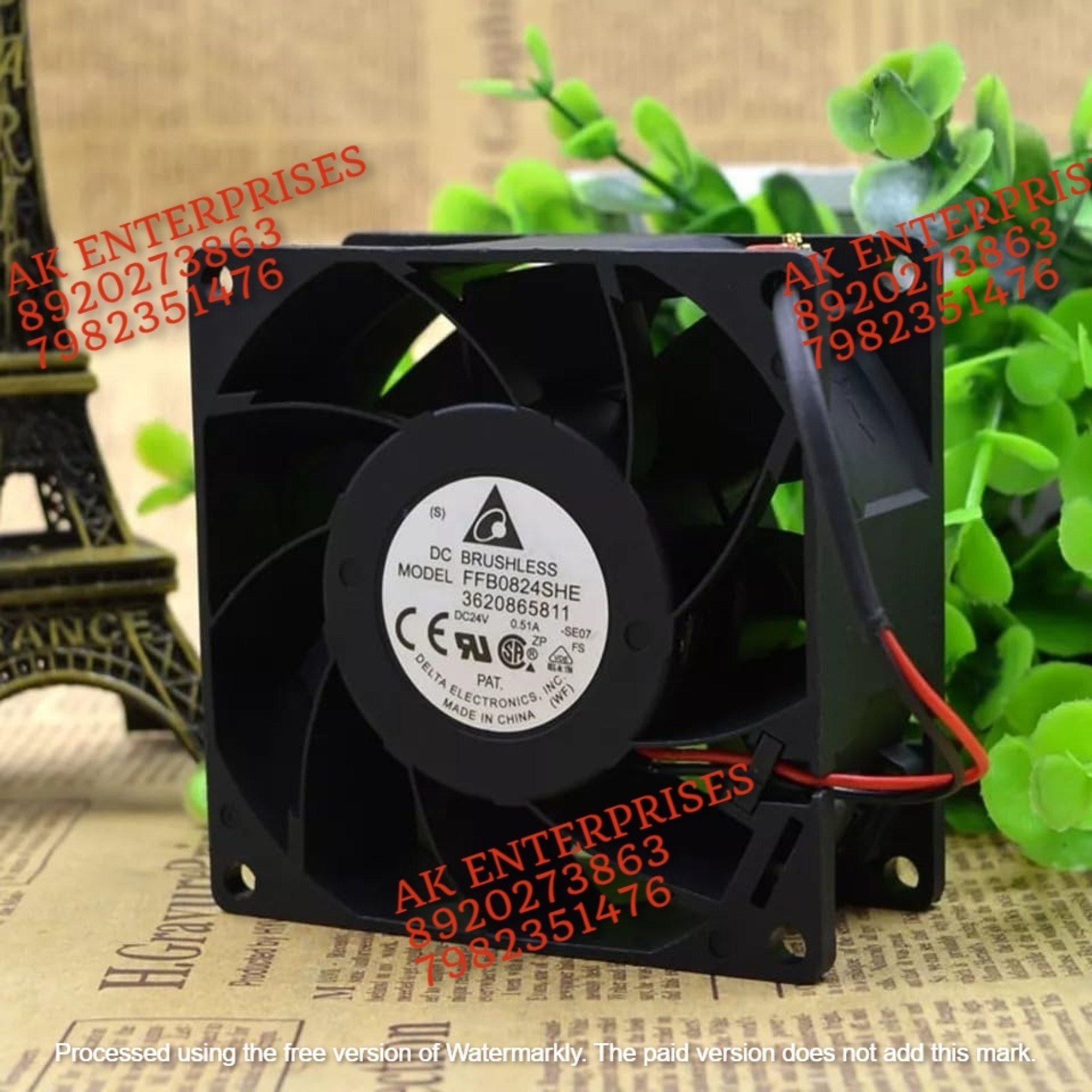 DELTA FFB0824SHE DC Brushless Fan 24V=0.51A Air Cooling Fan 4900 RPM 80 * 80 * 38mm 2-Wire