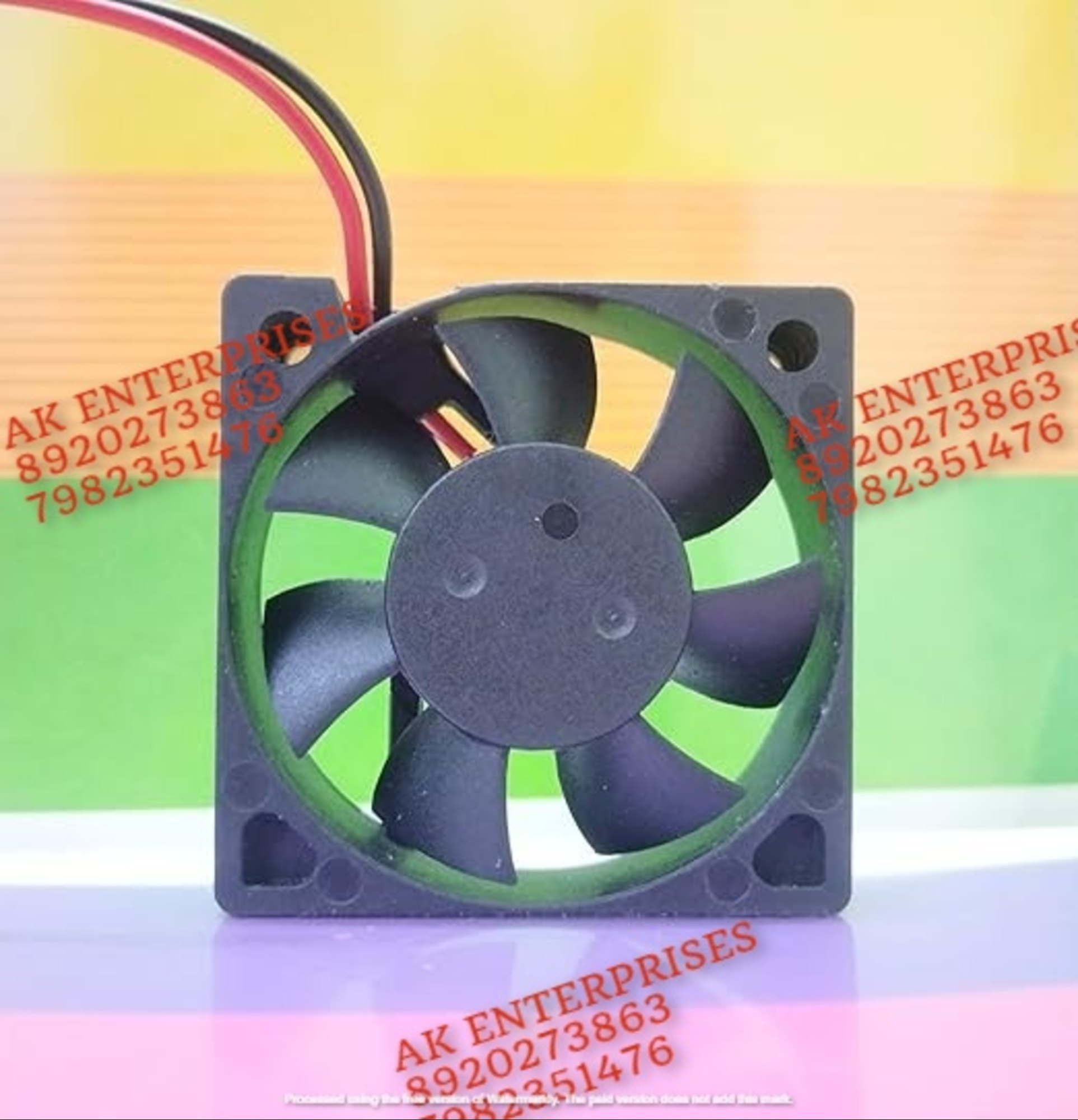 Delta AFB0412VHA Axil Fan 12V=0.12A DC Brushless Cooling Fan 2300 RPM 40 * 40 * 10mm 2-Wire