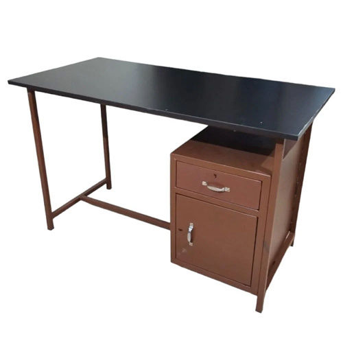 Ss School Teachers Table - Color: Brown And Black