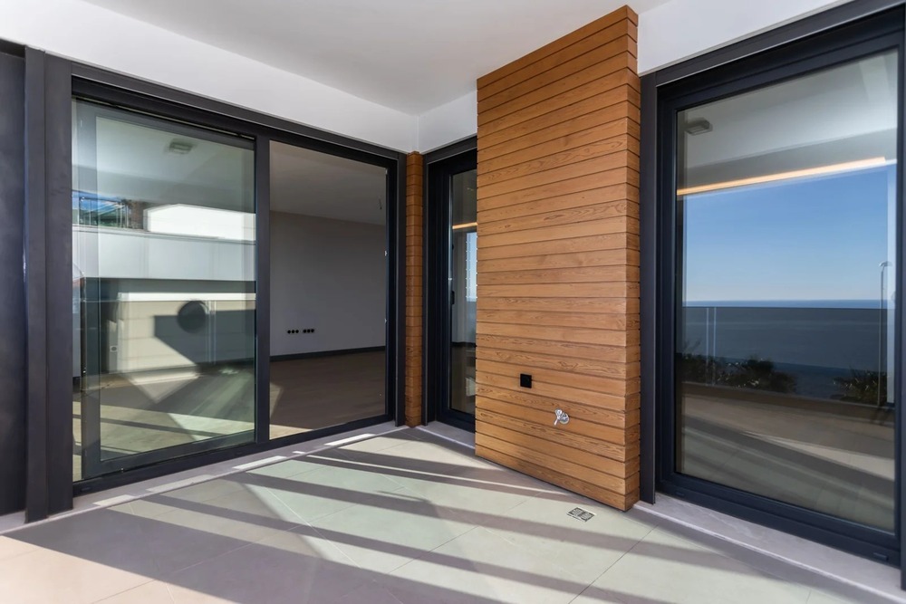 Sliding Door Application: Industrial