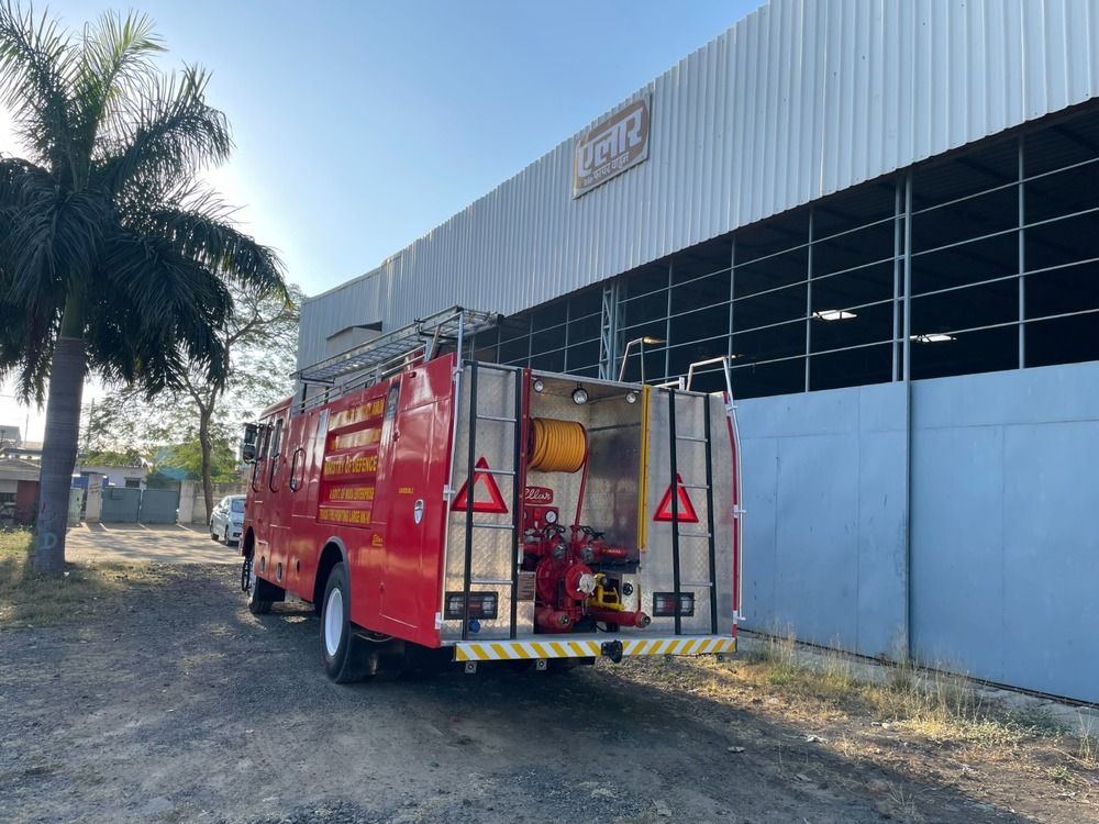 TRUCK FIRE FIGHTING VEHICLE MK 2