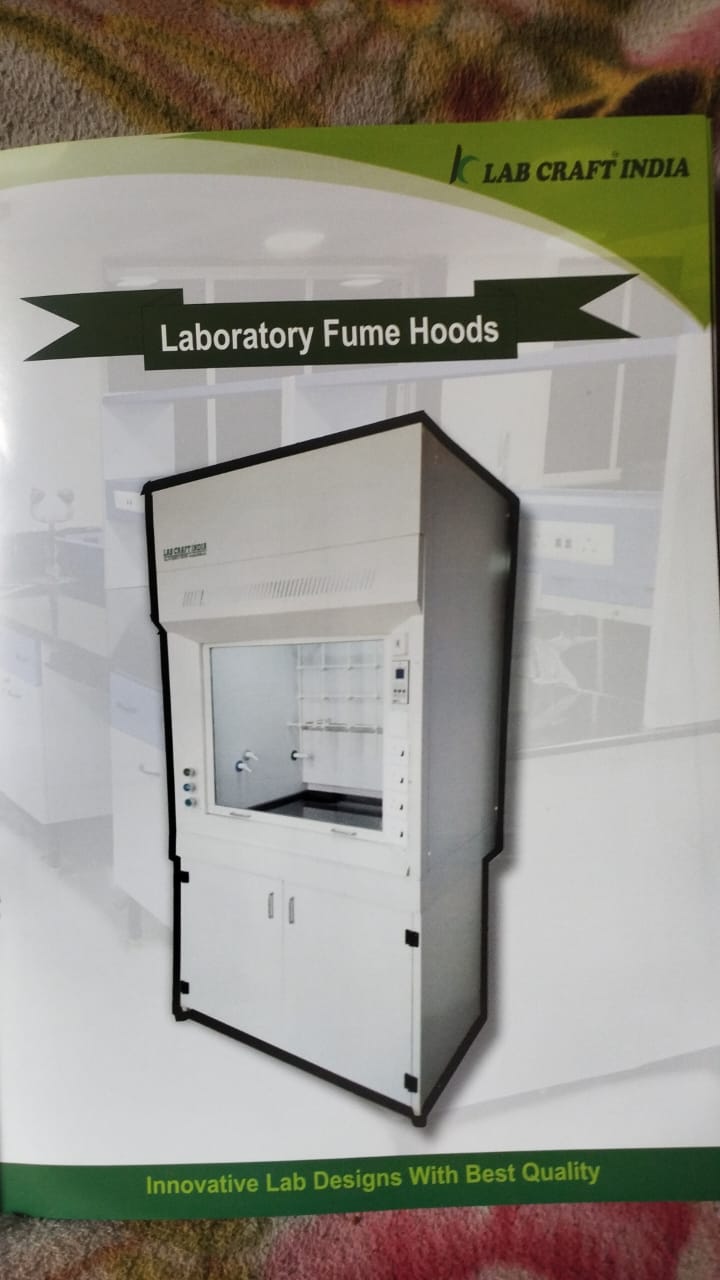 LABORATORY FUME HOODS