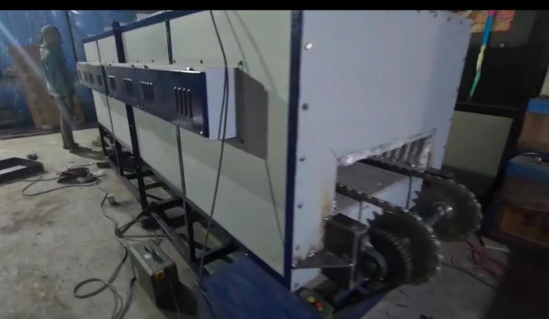 कन्वेयराइज्ड हार्डनिंग फर्नेस