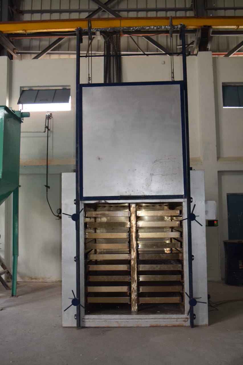 Tray Type Drying Oven