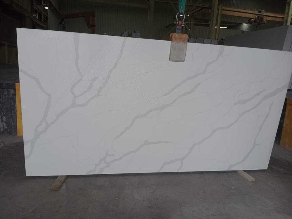 Red Fire Quartz Slab - Color: White