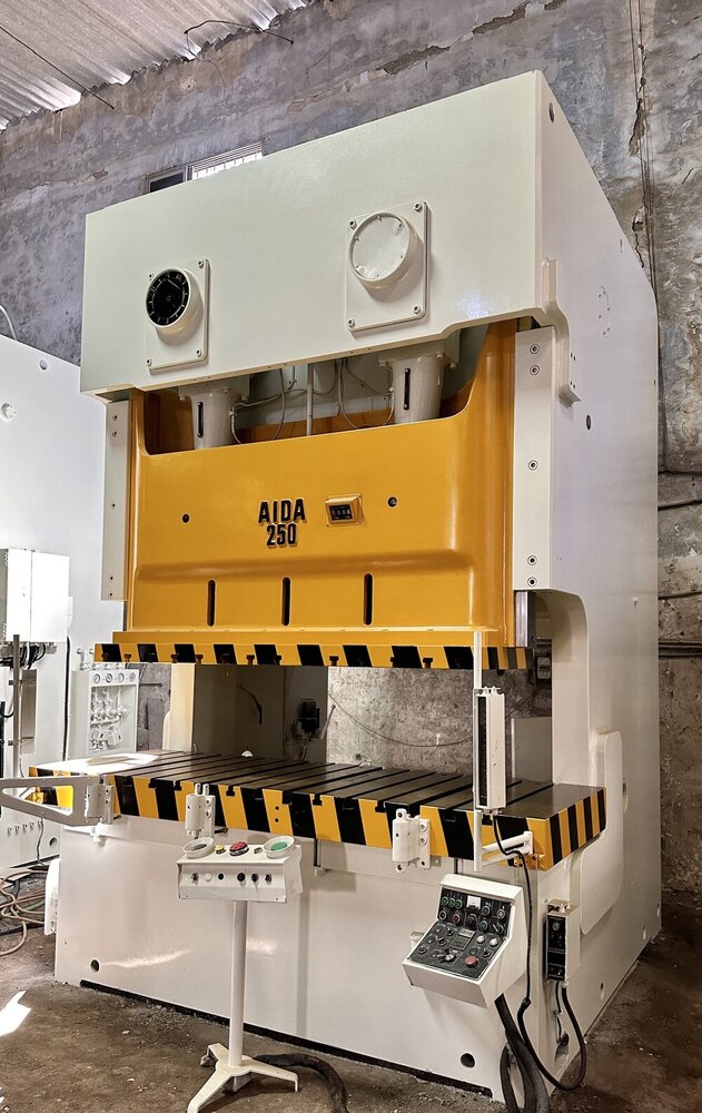 1414 Aida C Frame Double Crank Power Press