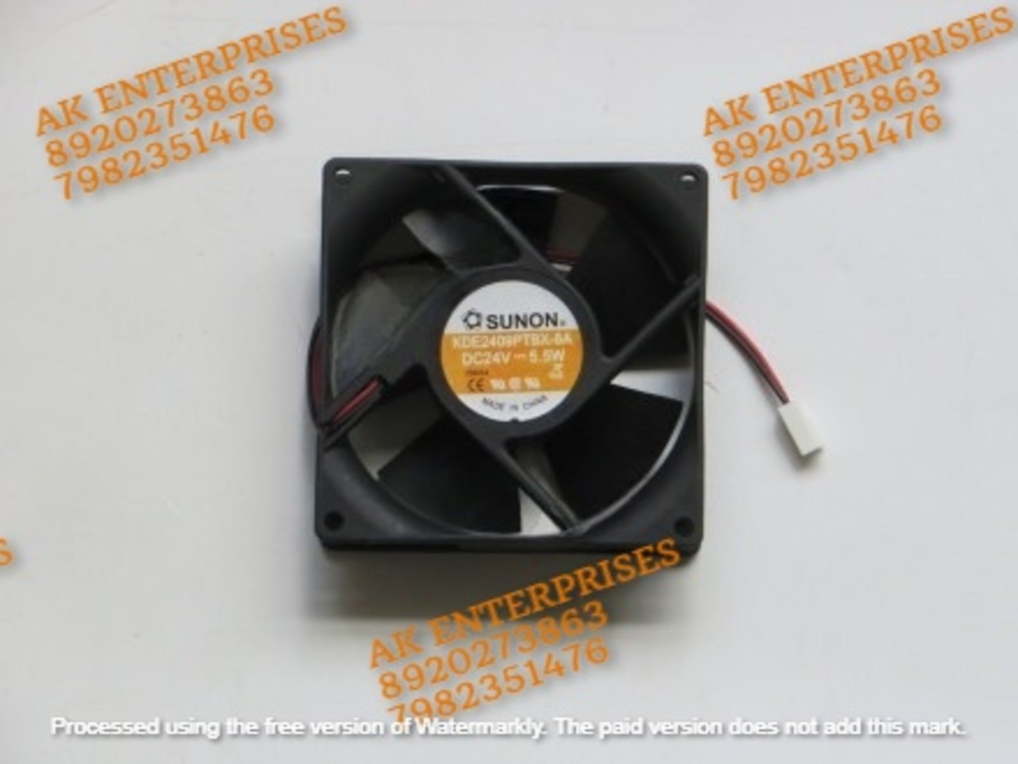 SUNON KDE2409PTBX-6A Server - Square Fan sq90x90x25, 2w, DC 24V 5.5W 2-Wire