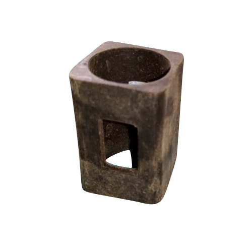 Square Custer 
cap