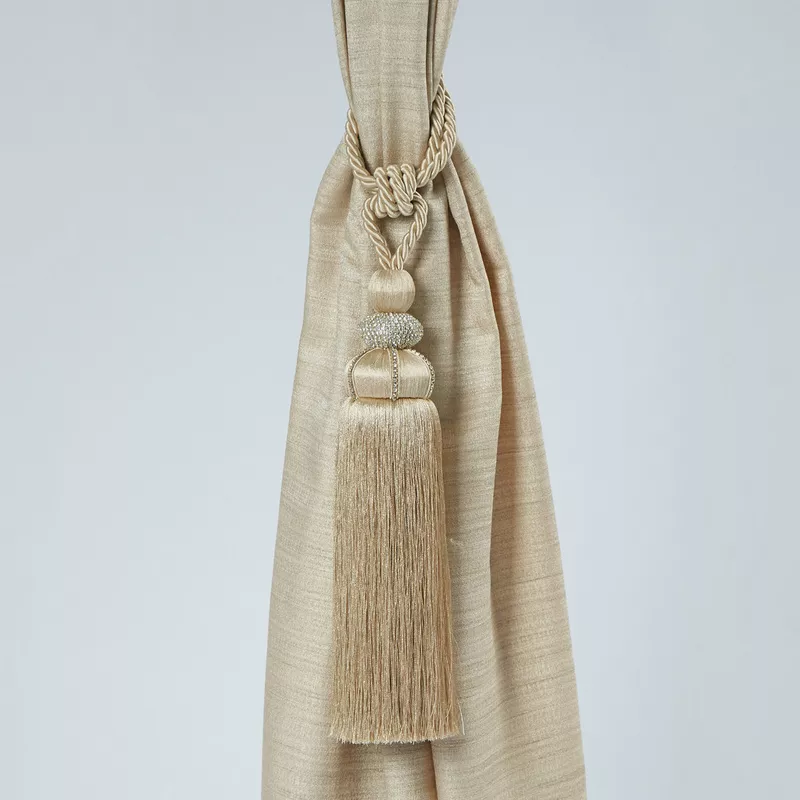 Diamond tassel tieabck