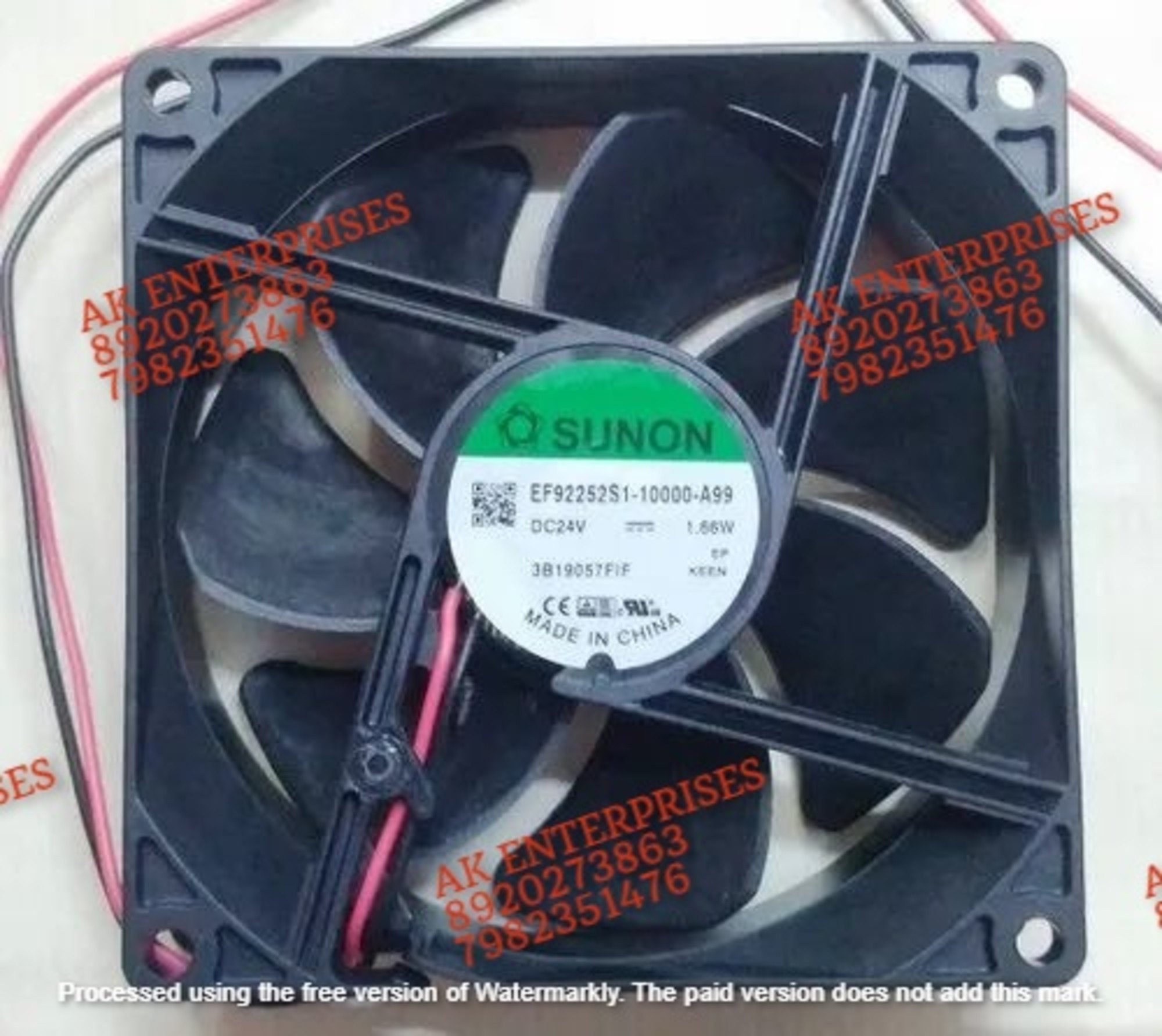 SUNON EF92252S1-10000-A99 Axial Fan 24V-1.66W DC Brushless Air Cooling Fan 3000 RPM 92 * 92 * 25mm 2-Wire