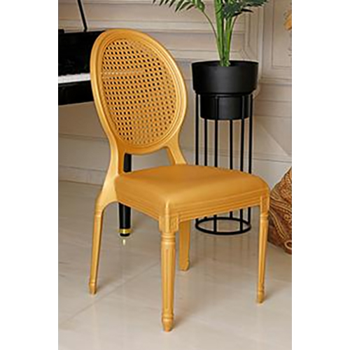 प्लास्टिक करें कुर्सी