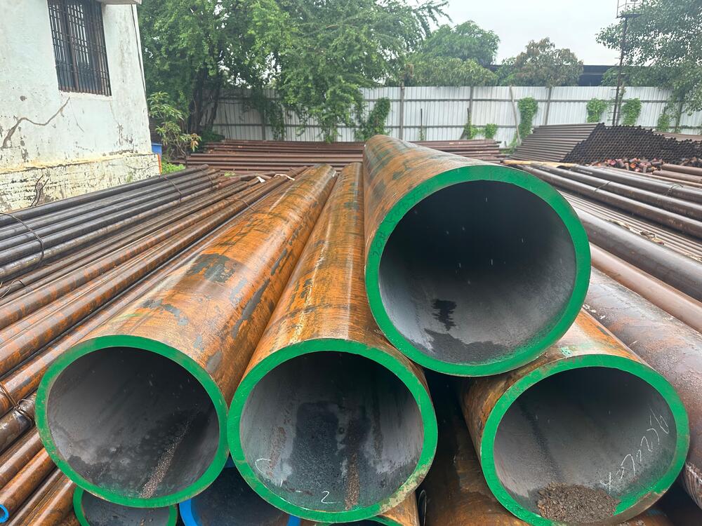 Seamless Pipes - Mild Steel, Round Shape | Easy Installation, Leak Proof Design, Robust Quality