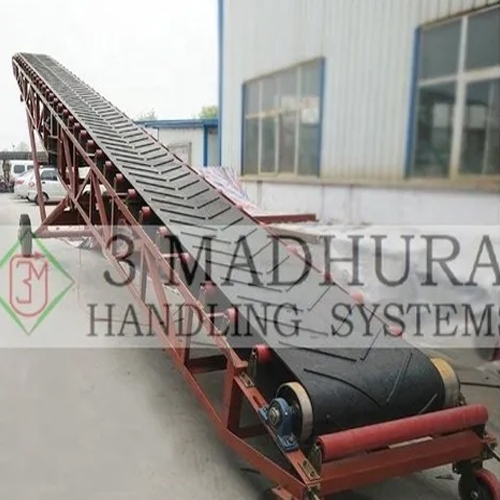 Industrial Portable Conveyor - Load Capacity: 1000  Kilograms (Kg)