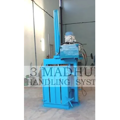 Hydraulic Baling Machine