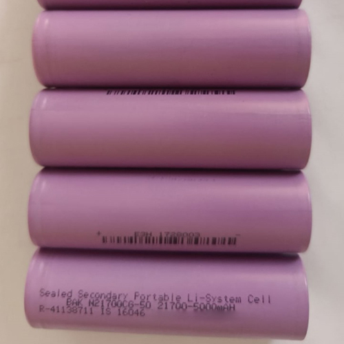 5000mah 3.7V 21700 Bak Li-ion Cells