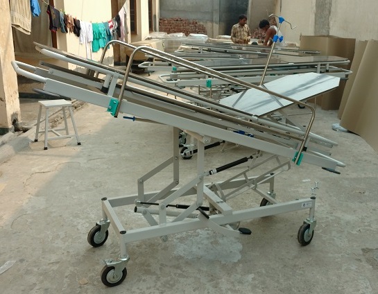Emergency Recovery Trolley - Strong Mild Steel Tubular Frame, Height Adjustable Hydraulic Pump With Trend Position, X-ray Permeable Top, Mobile On 12 Cm Castors