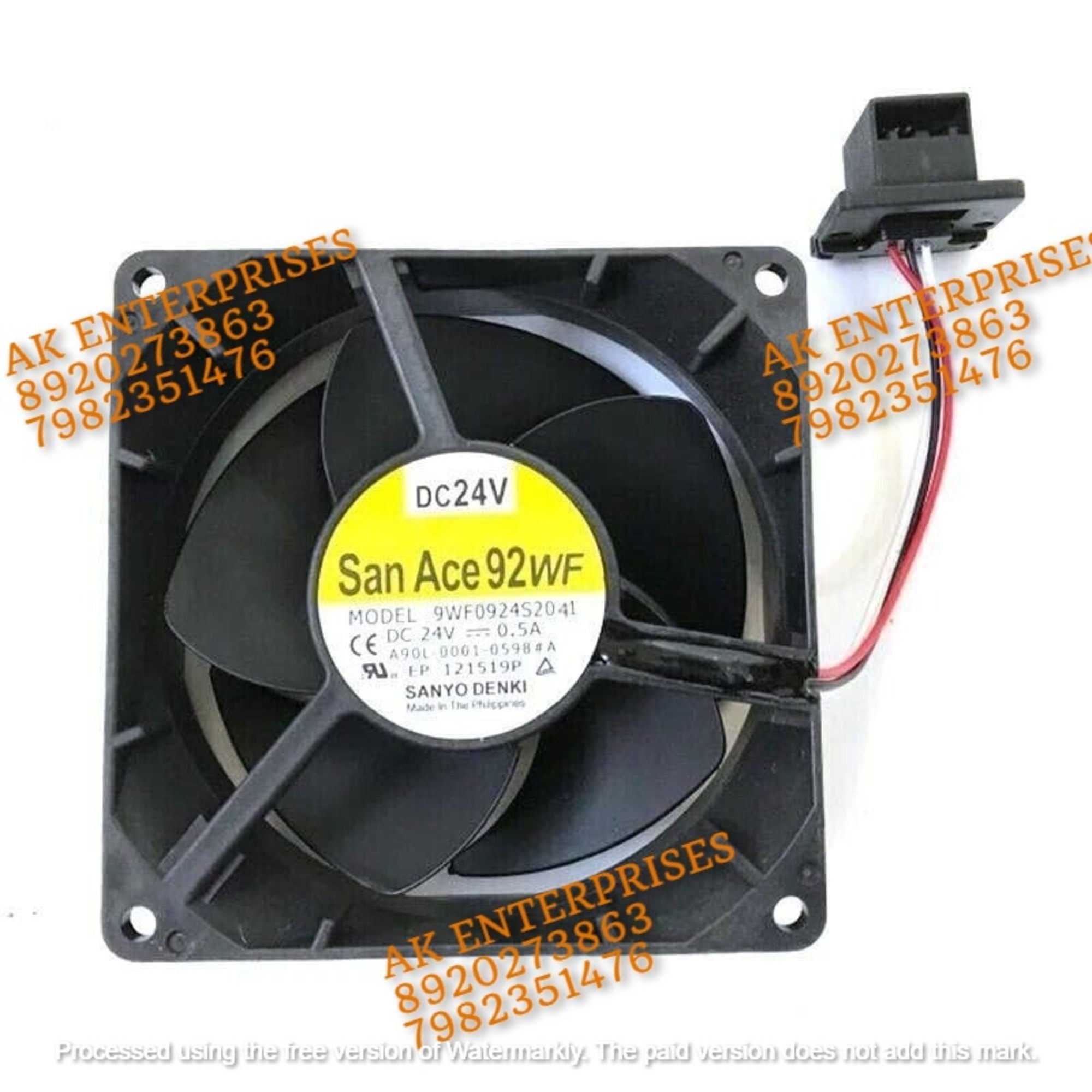 San Ace92 9WF0924S2041 DC Brushless Fan 24V-0.5A DC Cooling Fan 92 * 92 * 32mm 3-Wire