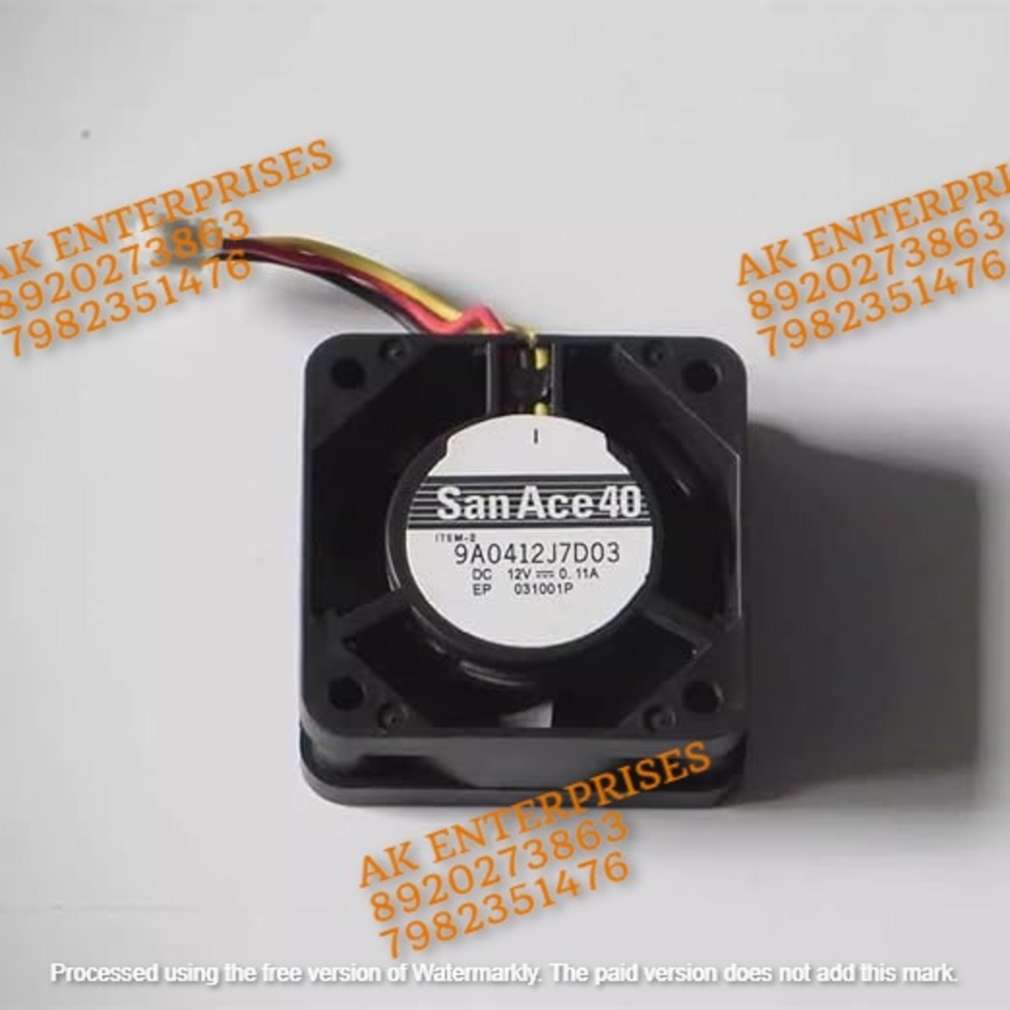 SanAce 9A0412J7D03 Axial Fan 12V-0.11A DC Brushless Air Cooling Fan 40 * 40 * 15mm 3500 RPM 40 * 40 * 15mm 3Wire