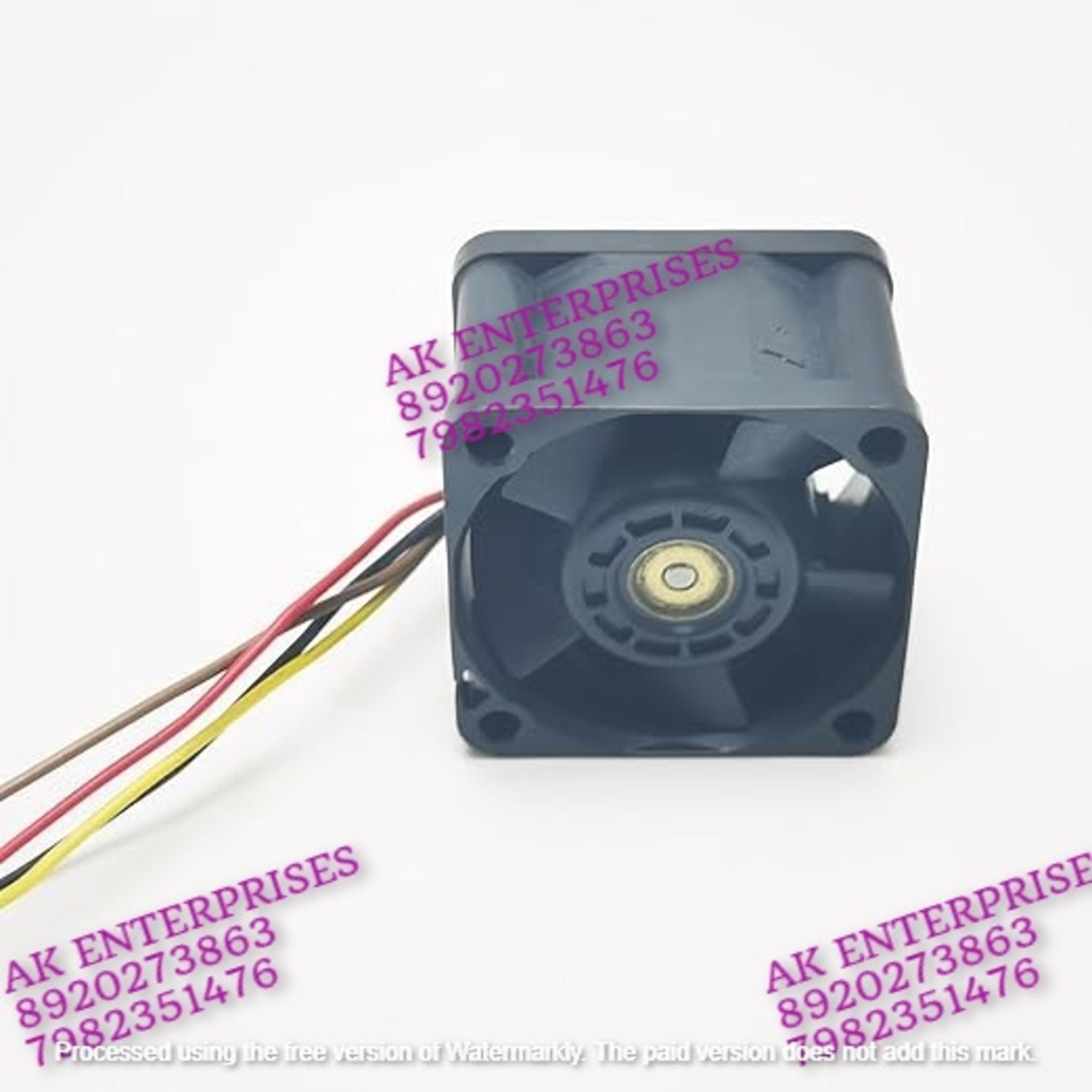 Sanace 9ga0412p3m04 - Plastic 80mm, Black | 0.68a Dc12v, 6000 Rpm, 4-wire, 1 Db Noise Level
