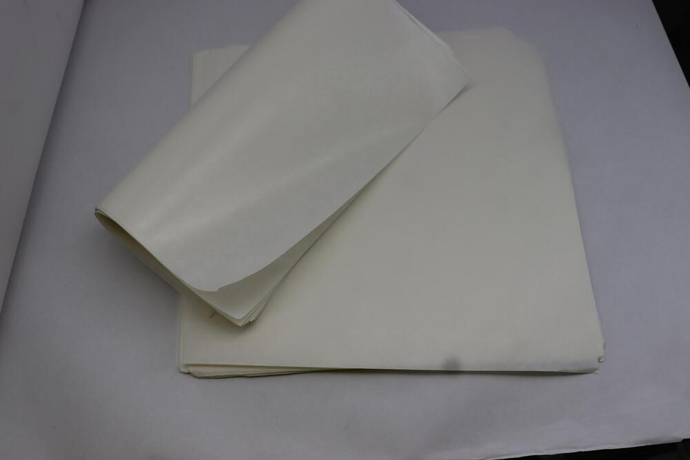 Special Food Grade Coated One Side Coated Paper 90 Gsm - Color: White