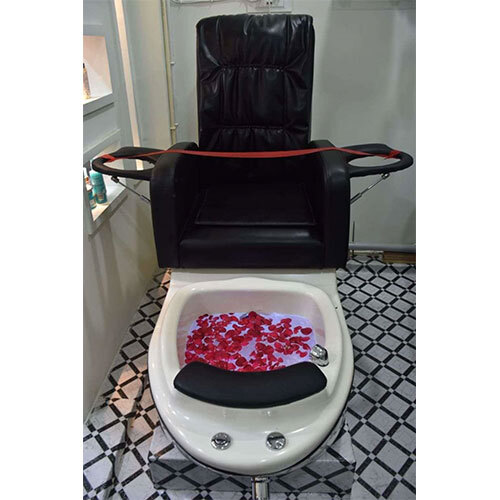 Pedicure Station W-O Massager - Color: Black