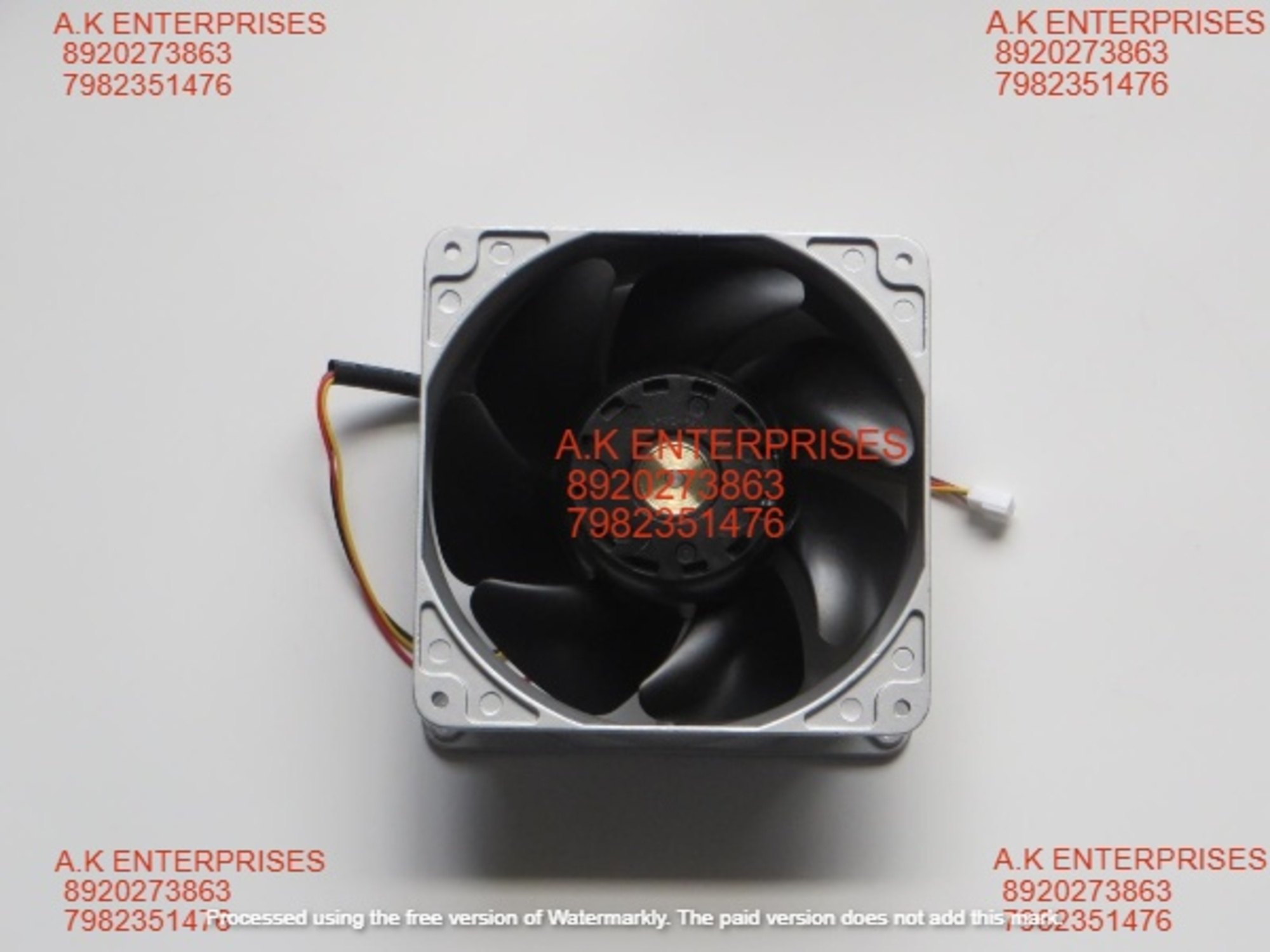 Sanace 9lb1424s5d01 24v 1.38a 3wires Cooling Fan - Color: Black