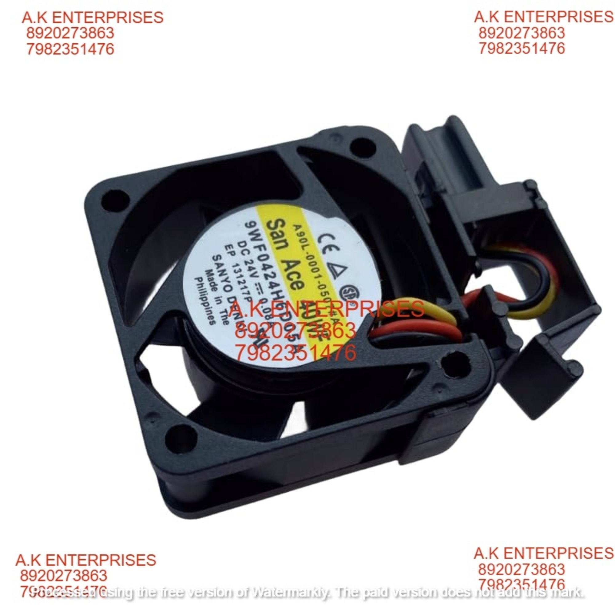 SanAce40 9WF0424H6D05A Axial Fan 24V-0.08A Square Cooling Fan 12400 RPM 40 * 40 * 20mm 3-Wire