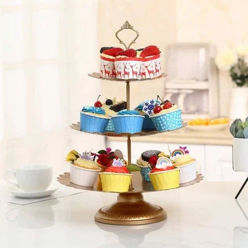 9 Piece Gold Metal Cake Stand Set For Wedding - Automatic Grade: Manual