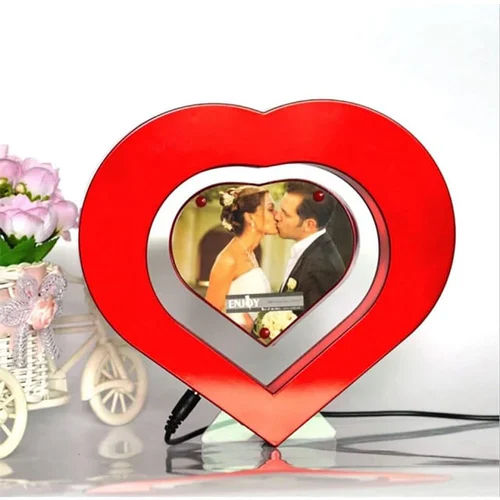 Gm Red Heart Shape Floating Photo Frame Led Light - Material: Plastic