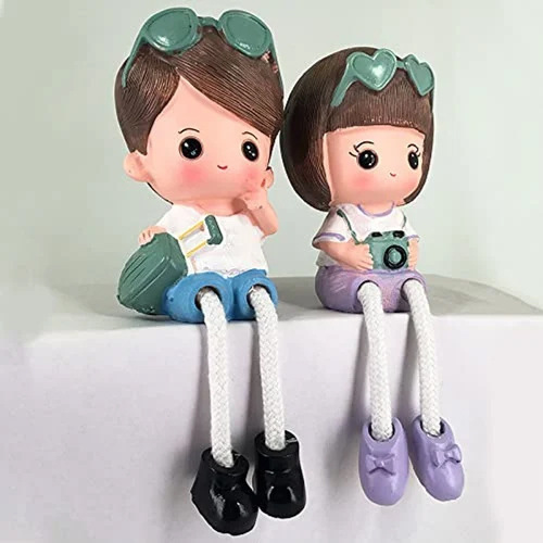 Gift Decorative Couple Statue - Color: Multicolor