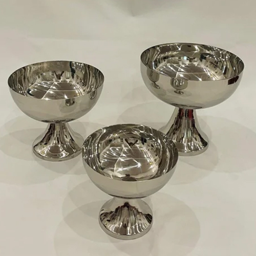 Metal Fruit Serving Bowl - Color: Silver