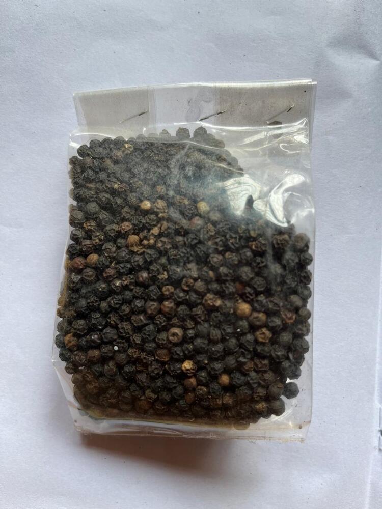 Natural Dried Black Pepper