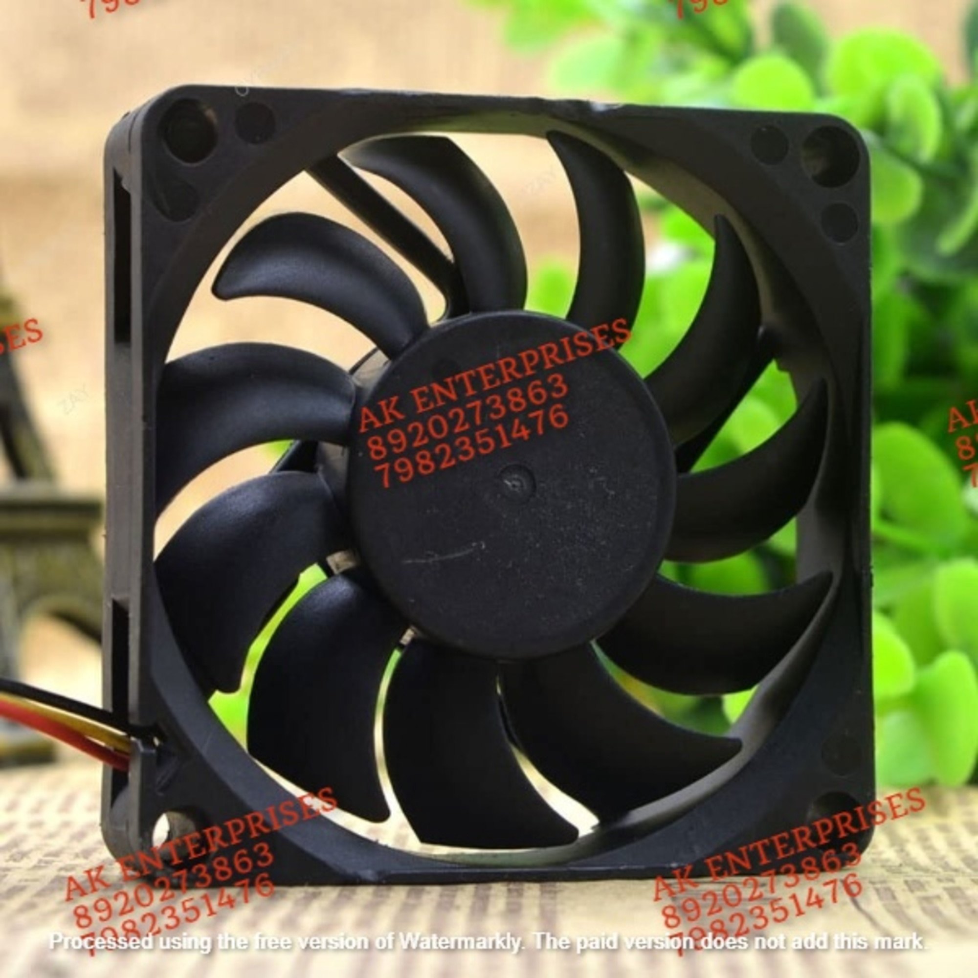 Y.s Tech Fd1270153b-1f Axial Fan 24v-1.56a Dc Brushless Air Cooling Fan 4000 Rpm 70 * 70 * 15mm 3wire - Color: Black