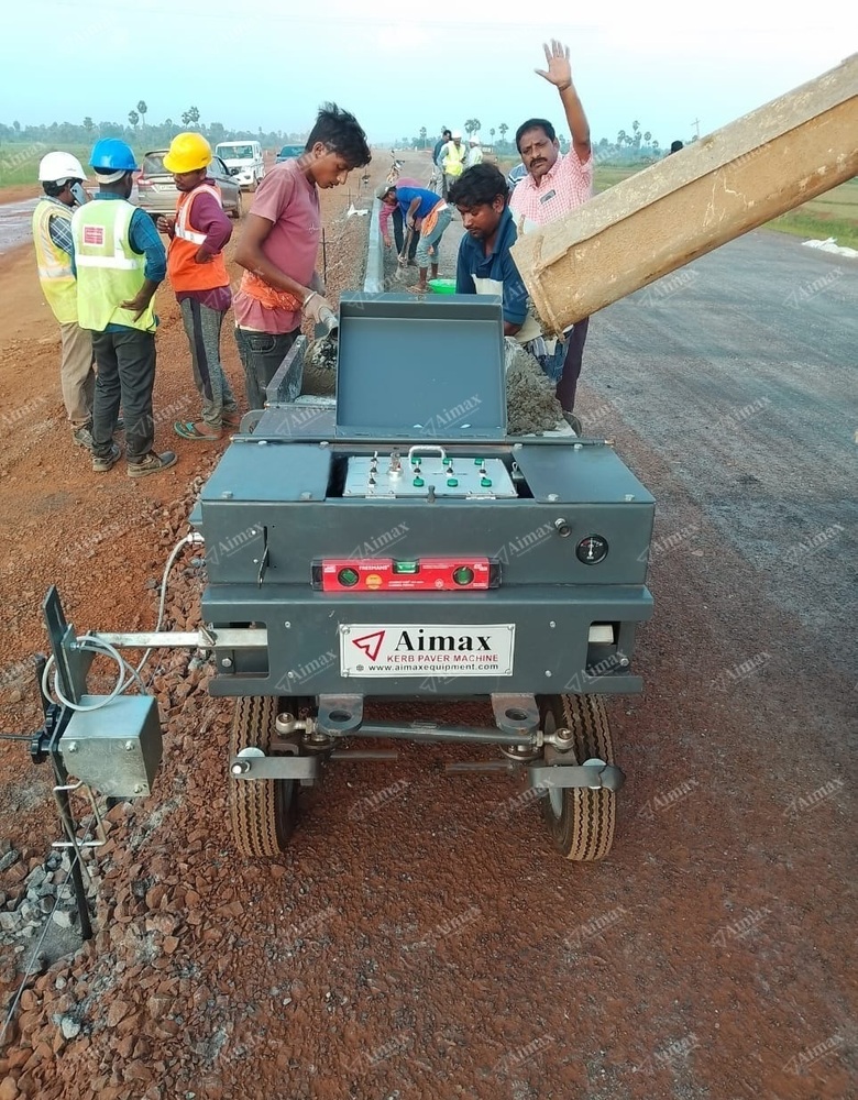 Semi Automatic Kerb Paver Machine