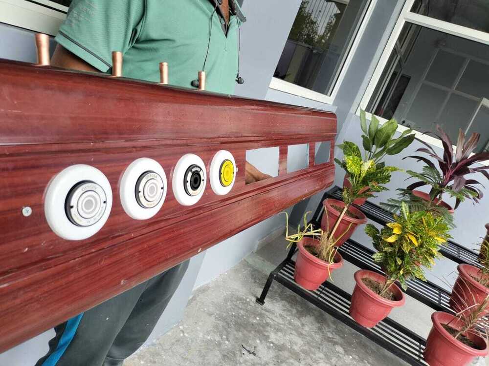 Horizontal Bed Head Panel Unit - Dimension (L*w*h): 4(l) Foot (Ft)