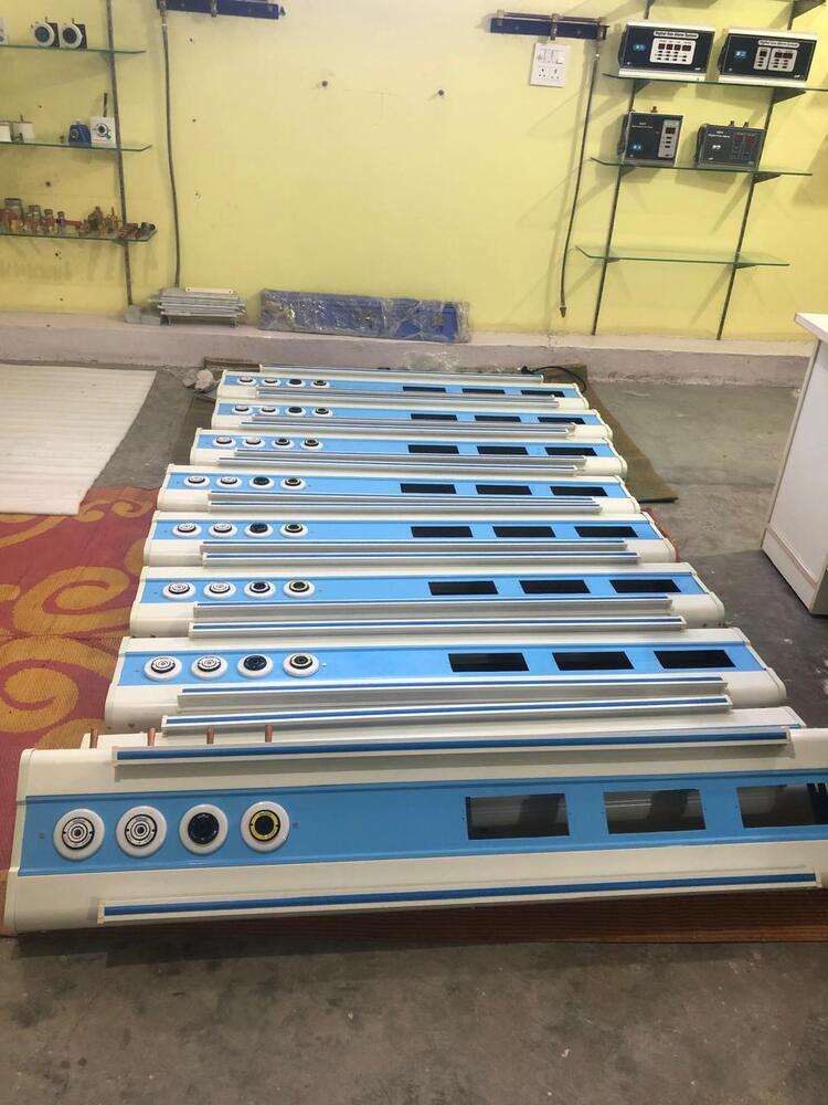 Horizontal Bed Head Panel Unit - Dimension (L*w*h): 4(l) Foot (Ft)