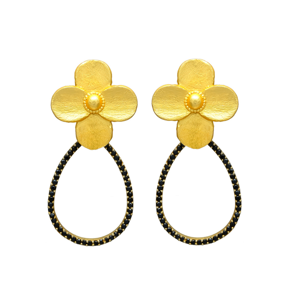 New arrival woman gold plated flower stud earring set with mini black onyx gemstones