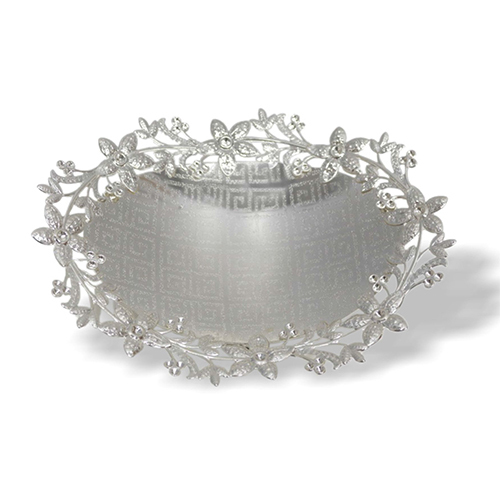 Leaf Cutwork Dish