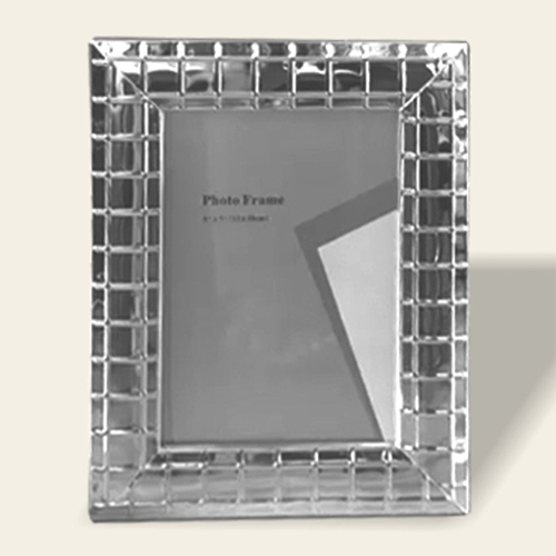 Silver Plated Photo Frame - Shape: Rectangular