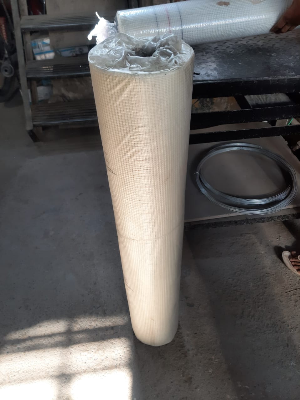 Fiber Mesh - High-quality Fiber Material, Standard Size, Coated Surface Treatment | Durable White Mesh Reinforcement For Industrial Applications