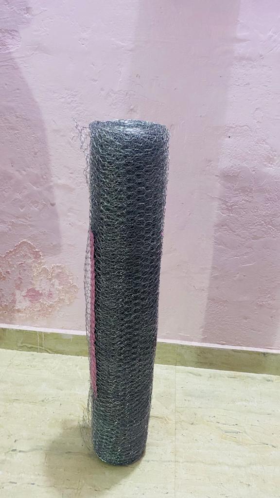 Murga Jali - Steel Wire Mesh With Hexagonal Holes , Gray Coated Plain Mesh For Durable Applications In Filtration And Protection