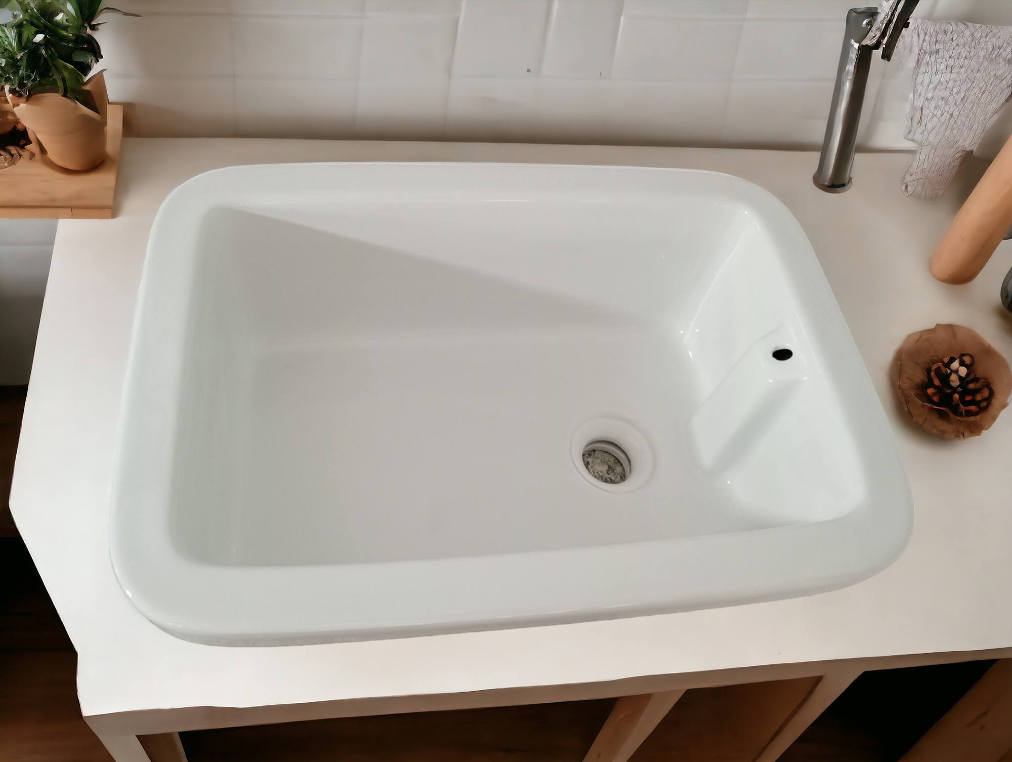 Ceramic Lab Sink - Standard Size, White Rectangle Shape | Customized Packing Available, Best For Labs And Colleges