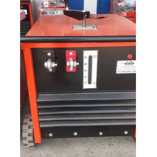 Single Holding Welding Machine