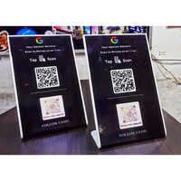 QR Code Stand