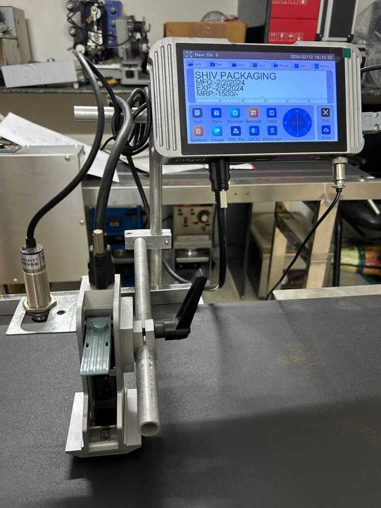 High Speed Stacker Conveyor - Color: Black